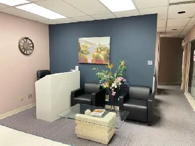 Beautiful offices in South Edmonton for lease from $870/month Image# 1