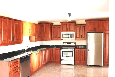 3 BDRM / 2 BTHRM PLUS DEN AT35 BENTLY DR, LUXURY LIVING IN HFX Image# 1