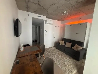 Location studio/condo - Atwater Image# 1