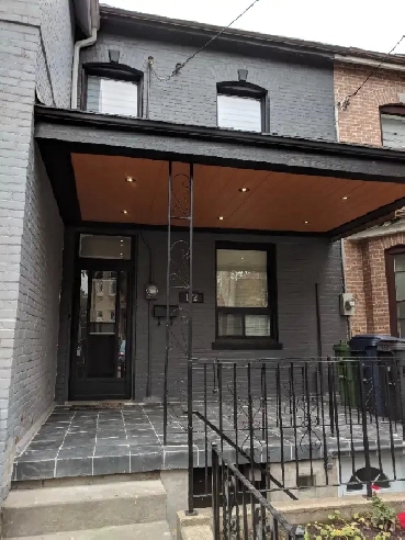 DUNDAS/BATHURST BASEMENT 2BR,LIVING RM, MOVE IN Mar. 1st Image# 1