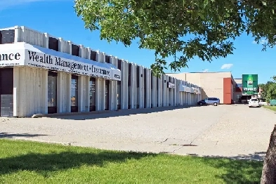 2250 Sq Ft Office/Warehouse for Lease - West End/Exposure Image# 1