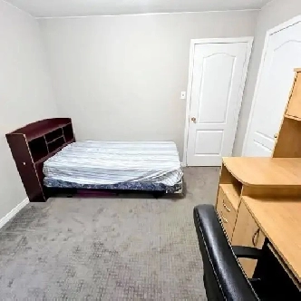 1 Private Room for Rent