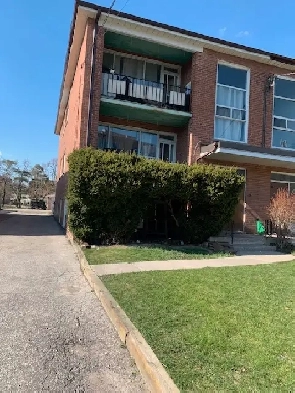 BATHURST ST. & SOUTH of WILSON AVE. Image# 1