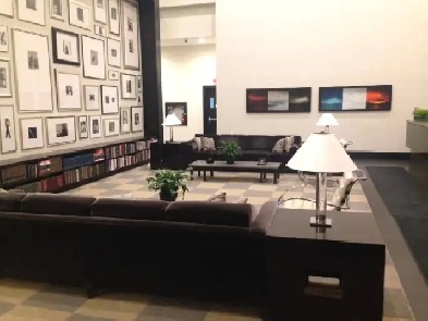 King St W Toronto Downtown 2B 2B at The Hudson Parking Wifi hydr Image# 1