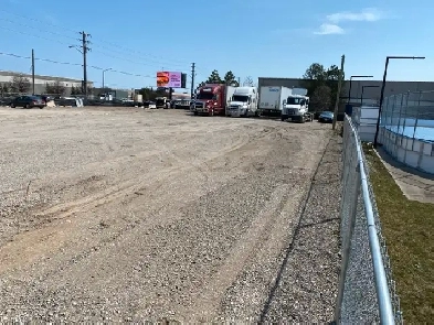 DUMP TRUCK PARKING Image# 1