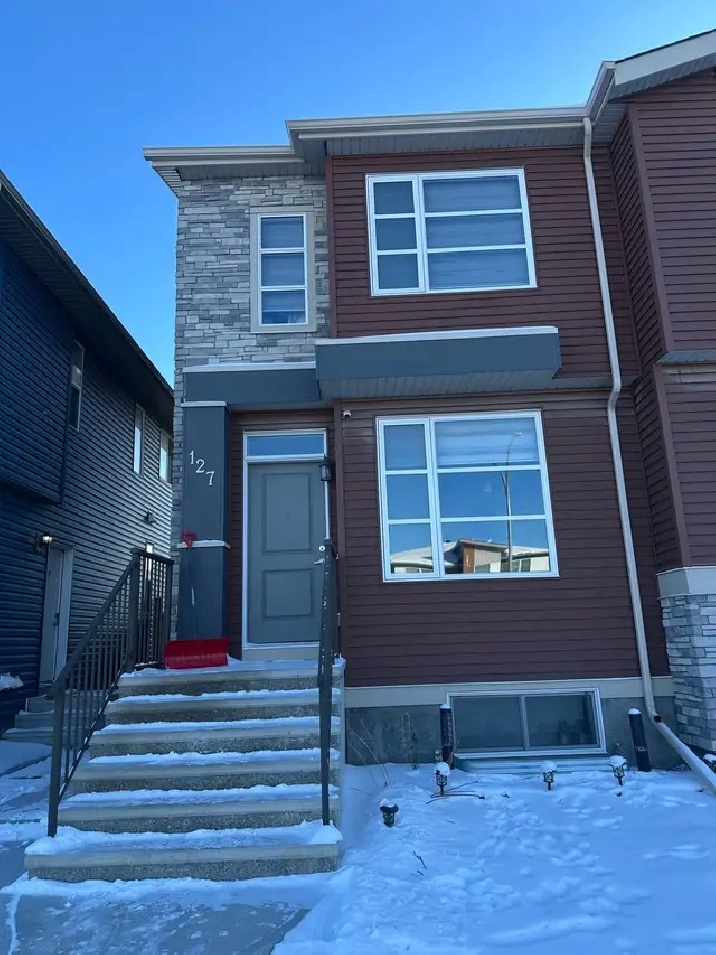 House for Rent in Calgary,AB - Apartments & Condos for Rent