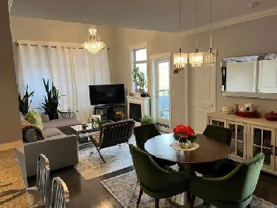 $3,000 / 3br - 1008ft2 - Spacious 3 Bedrooms   2 Baths Condo Image# 1