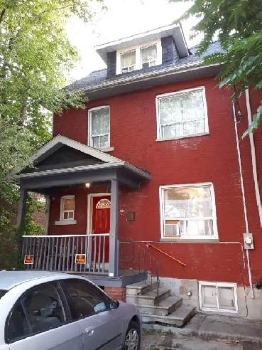 2 Bedroom-College and Grace street Image# 1