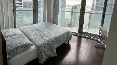 Private Room near Union Subway Station Image# 1