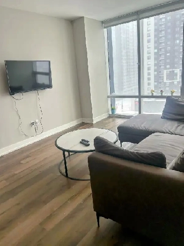 Student Room for Rent in THEO Housing Ottawa - Female Only Image# 1