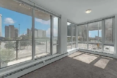 1 Bedroom Condo Downtown Option to Furnish Image# 1