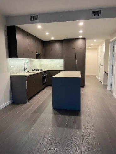 Gilmore Place T2, 57th High Floor Junior 2 Bedrooms & 1 Bathroom Image# 1