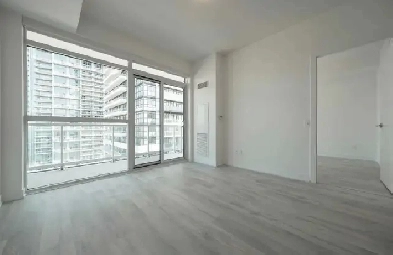 251 MANITOBA ST. - PHOENIX CONDOS - 1 BEDROOM W/PARKING & LOCKER Image# 1