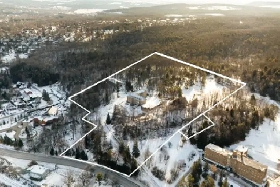 OPPORTUNITÉ PROJET IMMOBILIER - TERRAIN 15.7 ACRES - LENNOXVILLE Image# 1