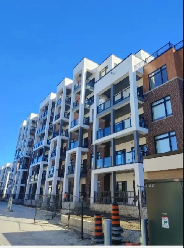 Spacious 2 Bedroom &2 Washroom in Toronto Keelesdale Area Image# 1