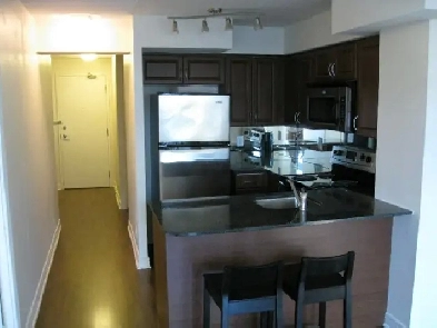 1 Bedroom   Den condo at Wellesley St. East & Sherbourne Street Image# 1