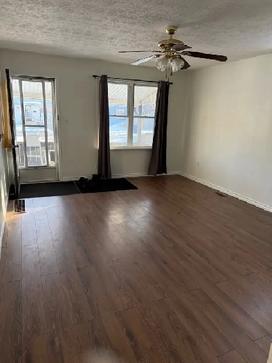 House for rent in Wallaceburg Image# 1