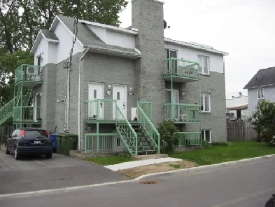 4 ½ à louer Image# 1