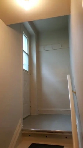 2 bedroom, nice location, renovated, w/d hook-ups and parking Image# 1