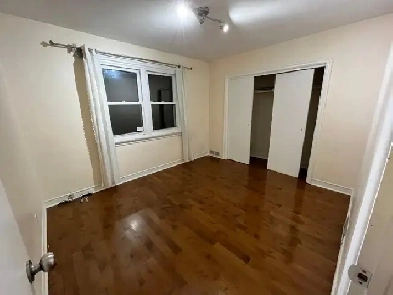 Furnished Private Room for Rent- Students/Full-Time Workers