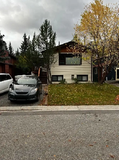 3 bedroom house for rent downtown Canmore Image# 8