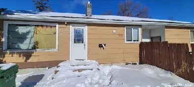 Move-in-ready Home in Washington Park neighborhood!