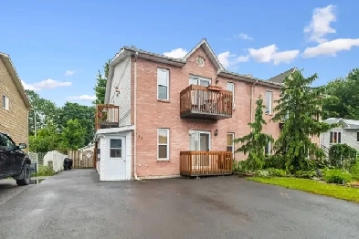 Appartement 2 chambres à louer - 2-bedroom apartment for rent Image# 1