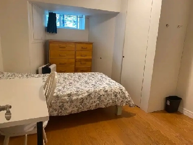 baldwin st / huron st room for rent Image# 1