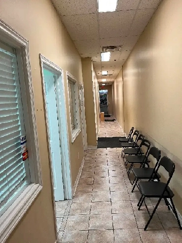 Office space for rent in Brampton Image# 1