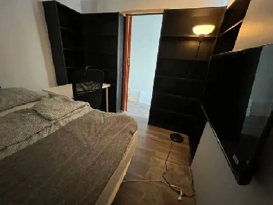 Private room for rent Image# 1