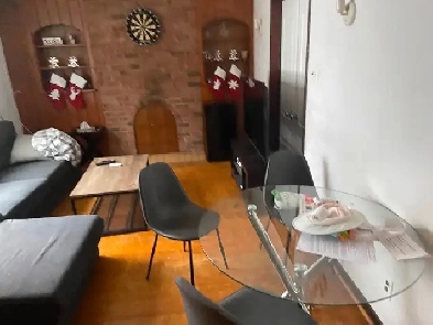 Queen’s students-4 bedroom house Image# 1