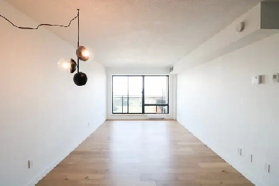 3 1/2 rénové dans Saint-Jean-Baptiste - Tout inclus - PISCINE Image# 1