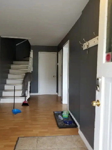 Students: Nice 5 Beds House walk to Queen's available May 1 Image# 1