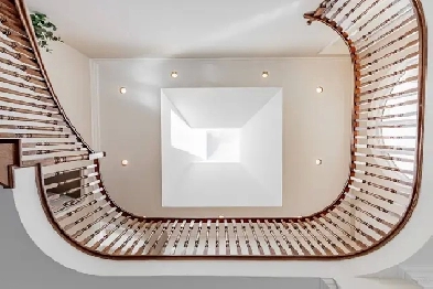 4 Bedroom House in North York Image# 1