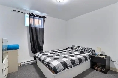 $50 Grande chambre  pour travailleur, étudiant ,  voyageur Image# 2