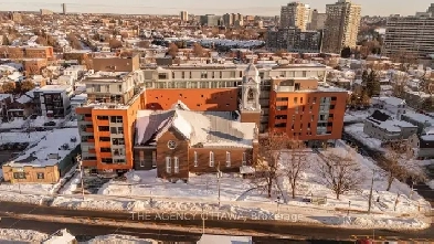 Ottawa,ON (2 Bdr  2 Bth) Image# 1