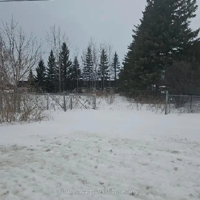 Prime Ottawa Carling Ave/Schneider Rd