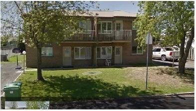 5 1/2, 2e étage, Quadruplex, Rénové, Sect. Quatre Vents, 1 Avril Image# 1