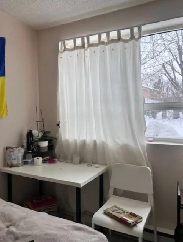 steeles/bathurst one bedroom furnished apartment Image# 1