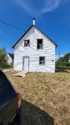 ( FIXER-UPPER )------HOUSE FOR SALE Image# 1