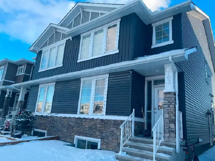 Duplex for rent in Calgary,AB - Apartments & Condos for Rent