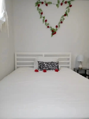 $320 WEEKLY OR $950 MONTHLY SHORT TERM A PRIVATE ROOM FOR RENT Image# 1