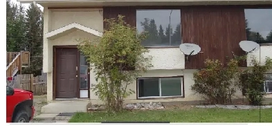 3 Bedroom- 2 Bathroom Duplex for Rent in Edson Image# 1