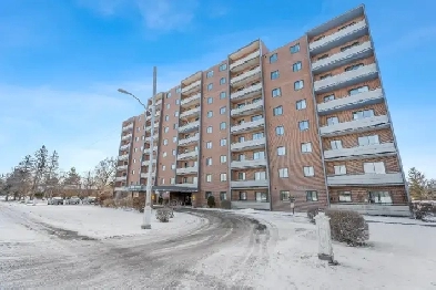 Spacious & Bright 2-bedroom apartment Image# 1
