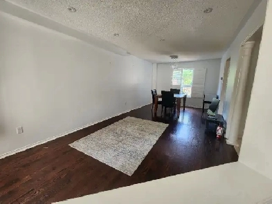 Accommodation available for tenants( Sharing with students)