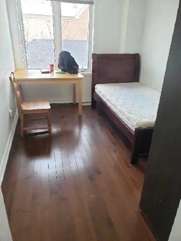 Room for rent near york university,  private bathroom Image# 1