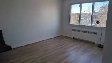 Appartement 3 ½  Chauffage Inclus ! Image# 1