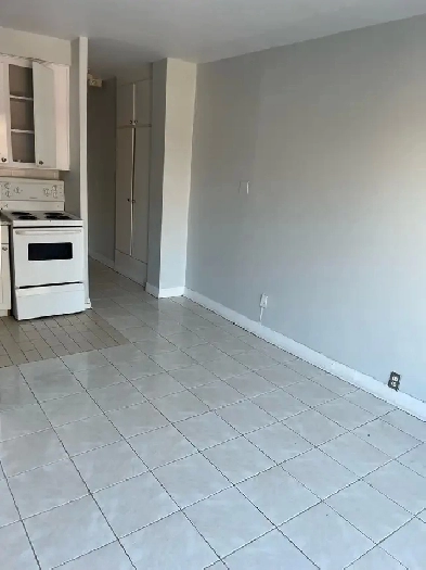 studio available now Image# 1