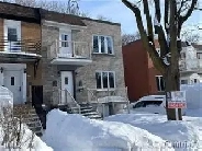 TRIPLEX COTE DES NEIGES WITH  LARGE 3 BEDROOM UNITES Image# 1