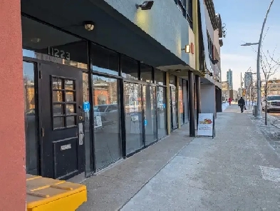 Retail space for lease downtown - suitable for restaurant Image# 1